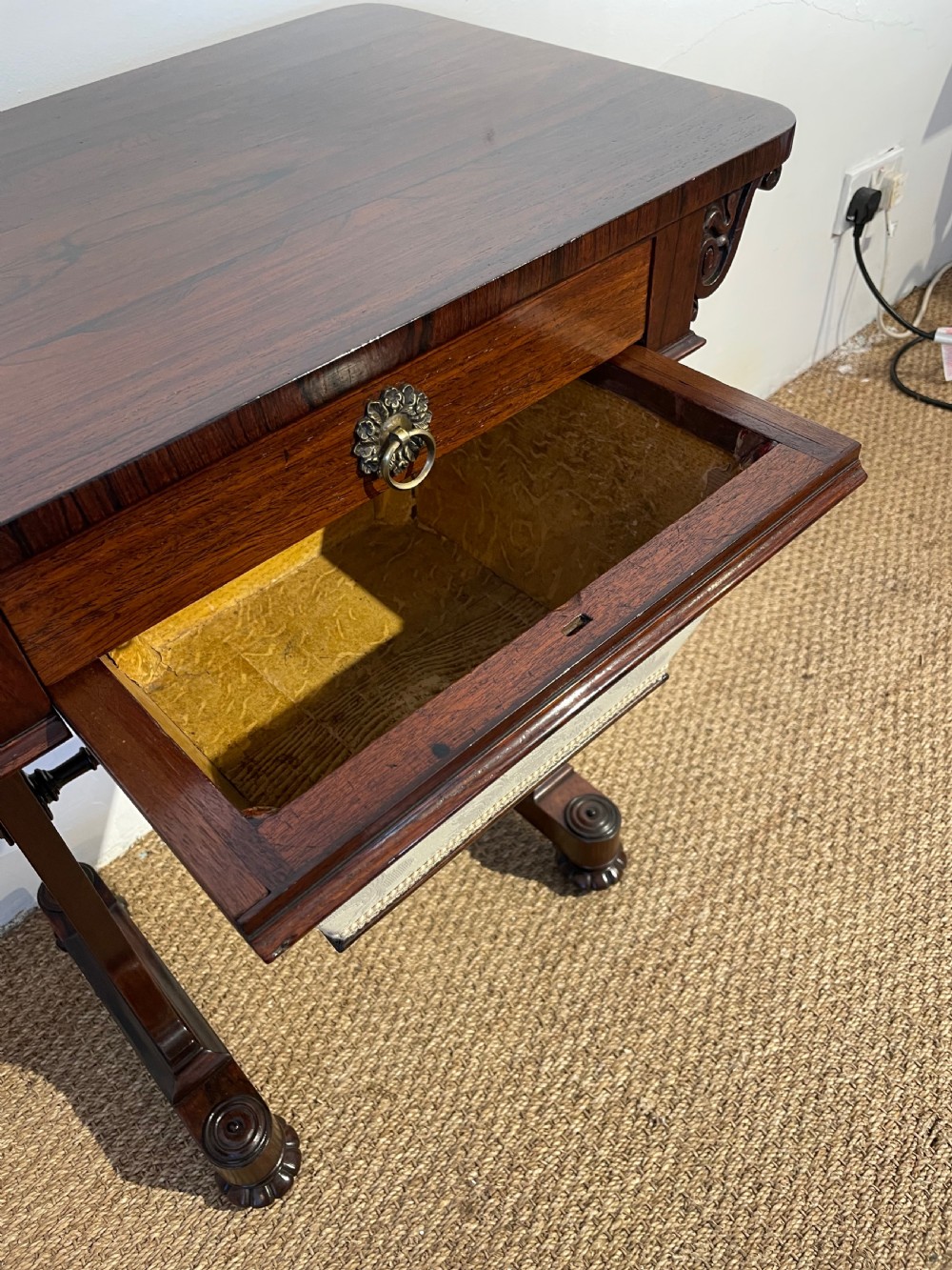 Antique rosewood sewing table / lamp table  View III