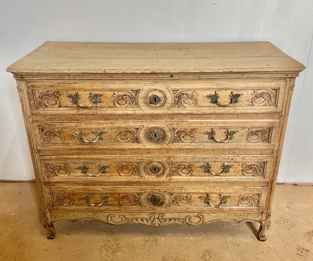 Scrubbed oak 4 drawer commode , chest of drawers 