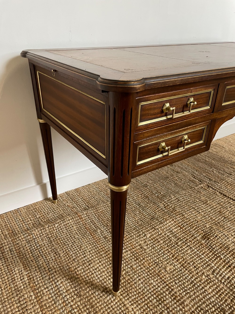 Louis XVI style writing desk  View V