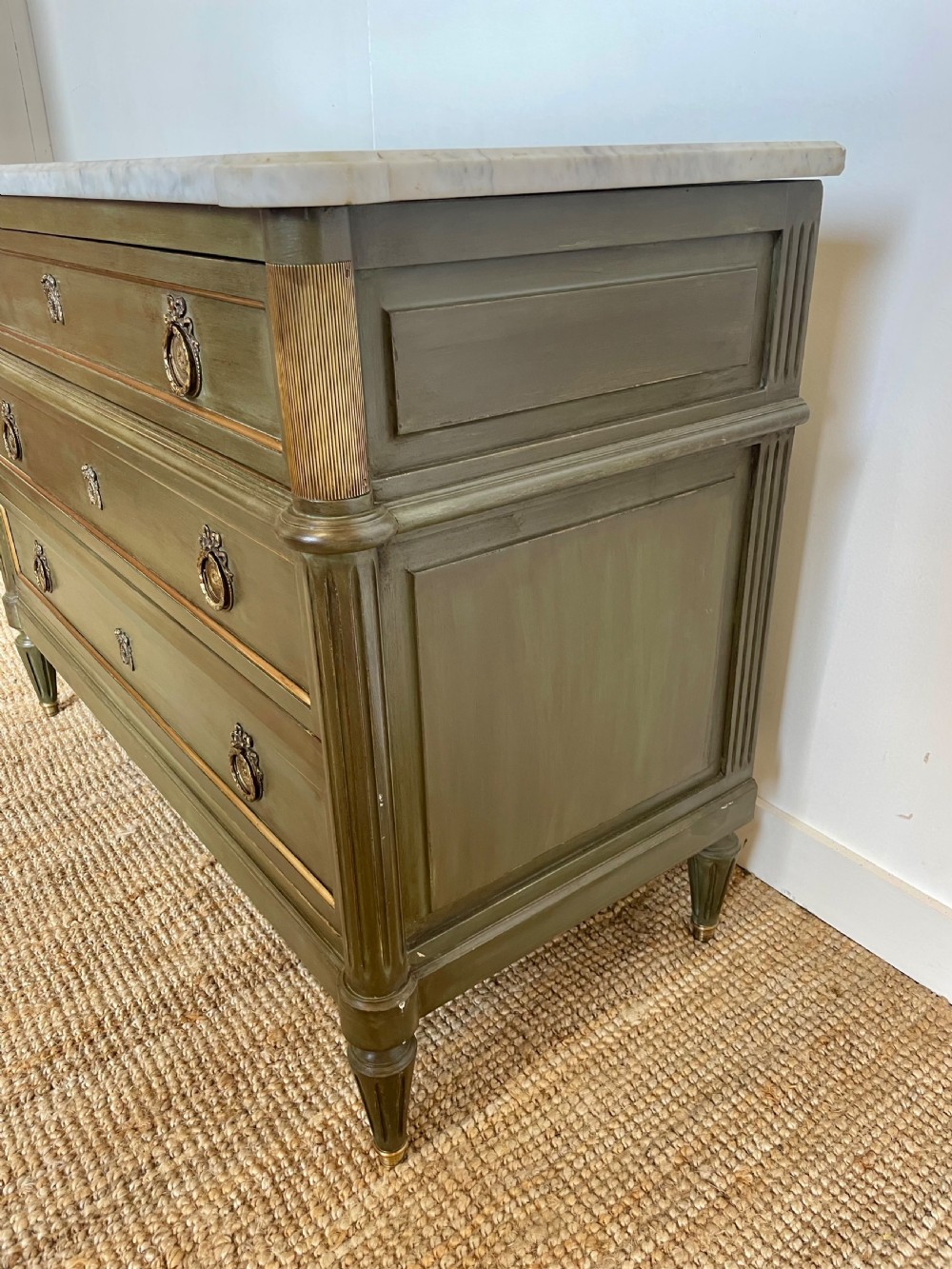 Louis XVI style painted chest of drawers / commode  View IV