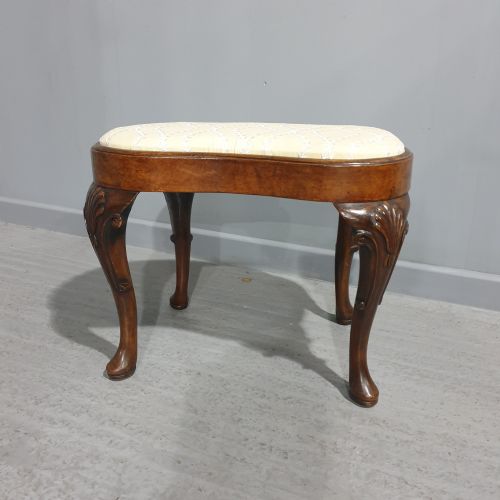 VICTORIAN BURR WALNUT KIDNEY STOOL