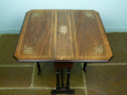 Elegant Victorian Rosewood Sutherland Drop-leaf Tea Occasional Table