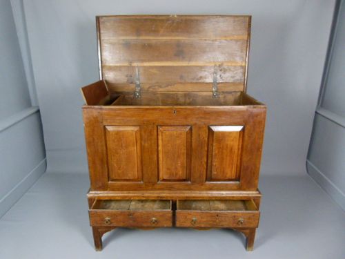 fig 2.  18thC Georgian Medium Oak Mule Chest