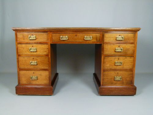 fig 1. Victorian Oak Pedestal Desk.