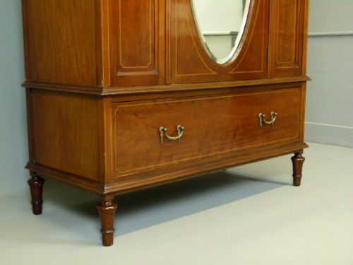 fig 2. Superb Quality Edwardian Mahogany Mirrored Wardrobe
