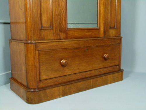 fig 4. Good Quality Victorian Mahogany Mirrored Wardrobe
