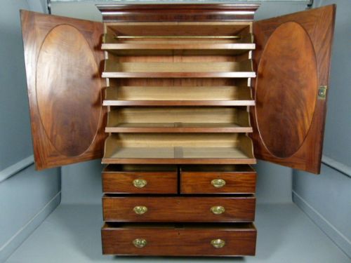 fig 3. Super Quality Georgian Mahogany Linen Press/Wardrobe 