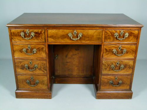 Charming Georgian Mahogany Pedestal Desk