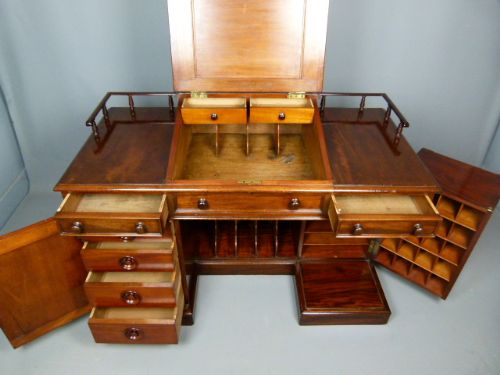 fig 3. Fine Quality Victorian Mahogany Desk