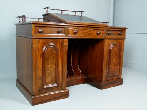 fig 1. Fine Quality Victorian Mahogany Desk