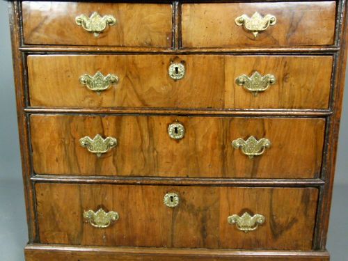fig 2. Delightful Early 18thc Small Oak & Walnut Chest Of Drawers.