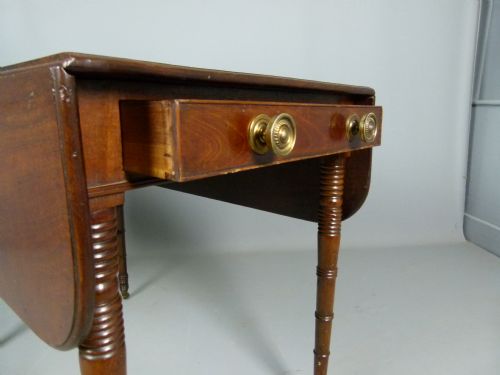 fig 3. Regency Mahogany Pembroke Table