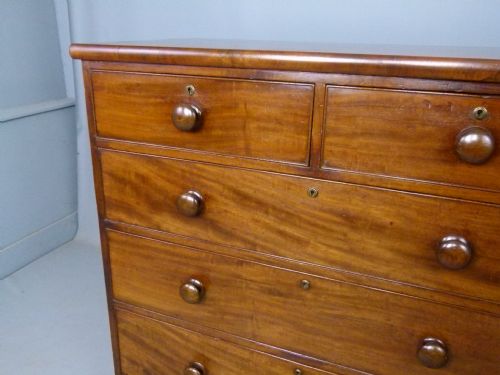 fig 2. Regency Mahogany Medium Sized Chest Of Drawers