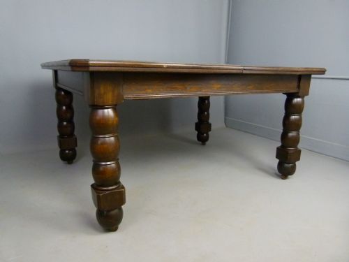 fig 1. Imposing Victorian Extending Oak Dining Table