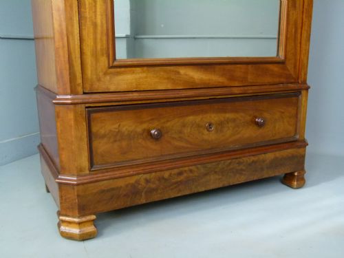 fig 3. Elegant 19th.c French Mahogany Mirrored Armoire