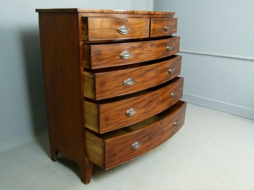 fig 4. Georgian Mahogany Bow-Front Chest Of Drawers c1800