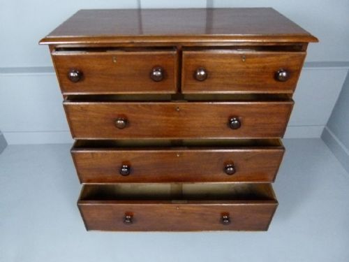 fig 3. Late Georgian Mahogany Chest Of Drawers