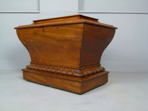 fig 3. Superb Gillows Mahogany Wine Cellarette