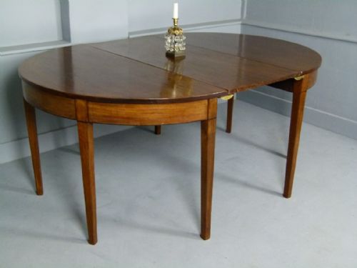 fig 3. Georgian Mahogany D End Dining Table