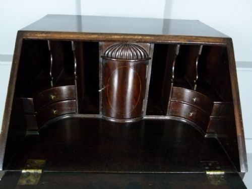 fig 1. Unusual Georgian 18thc Small Mahogany Bureau
