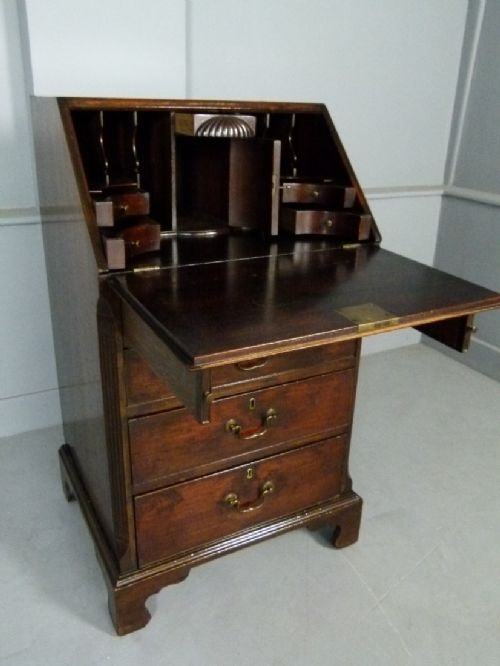 fig 2. Unusual Georgian 18thc Small Mahogany Bureau