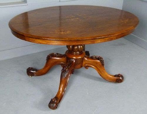 Victorian Walnut Breakfast Table / Dining Table