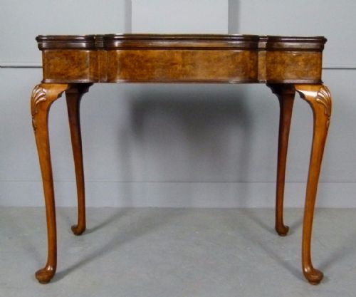 Elegant Queen Anne Revival Burr Walnut Console /Card Table