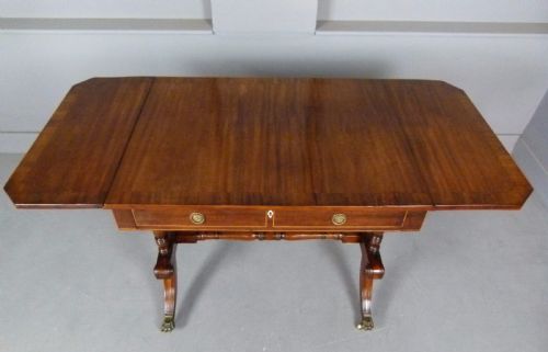 fig 2. Elegant Regency Mahogany Pembroke Table