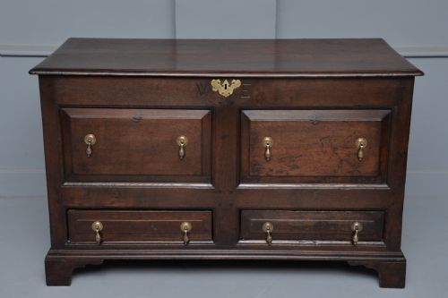 fig 1. 18th Century Oak Mule Chest