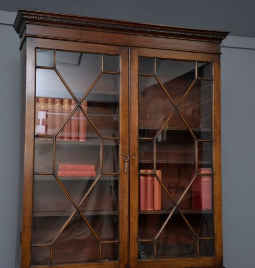 fig 2. Superb George III Mahogany Bureau Bookcase