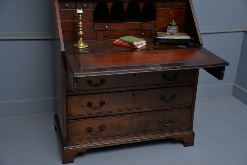 fig 3. Superb George III Mahogany Bureau Bookcase