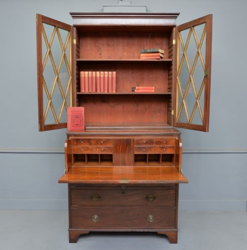 fig 3. Quality George III Mahogany Bookcase Secretaire Desk