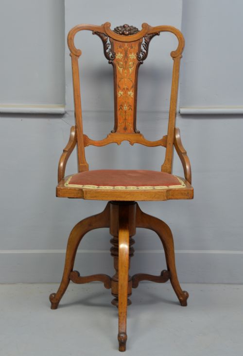 Stunning Victorian Mahogany Adjustable Piano / Desk Chair