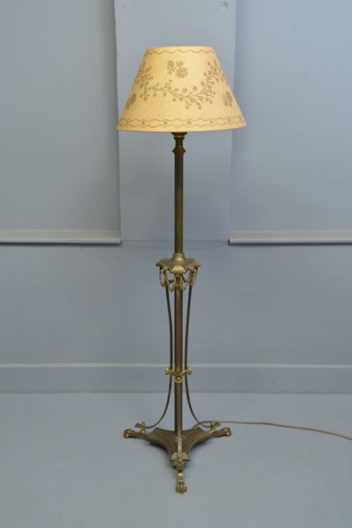 ELEGANT EDWARDIAN BRASS STANDARD LAMP - ADDITIONAL PHOTO 3