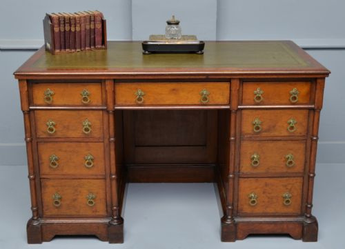 Charming Victorian Solid Mahogany Pedestal Desk