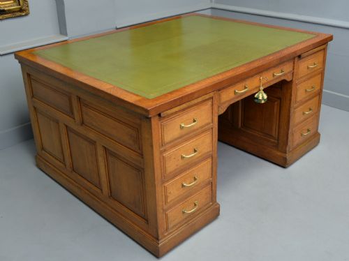 Edwardian Light Oak Large Partners Pedestal Desk