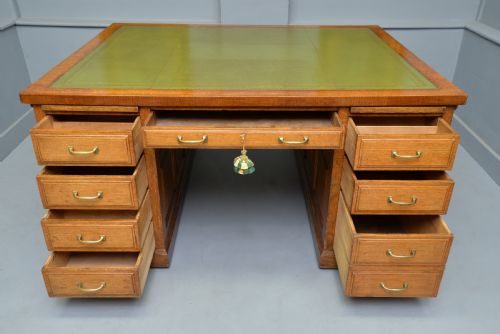 fig 3. Edwardian Light Oak Large Partners Pedestal Desk