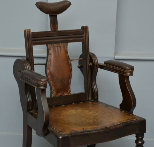 fig 3. Edwardian Adjustable Barbers Chair