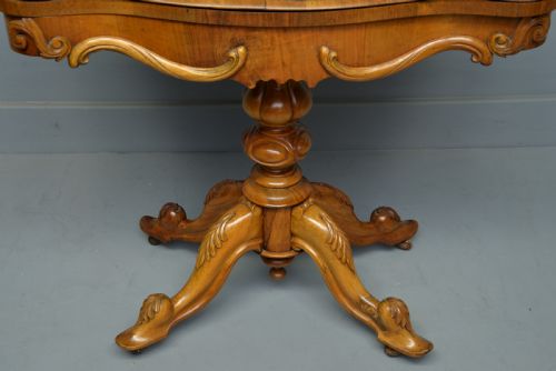 fig 2. Stunning Victorian Highly Figured Walnut Card Table