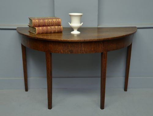 Georgian Oak Demi-lune Console / Side Table