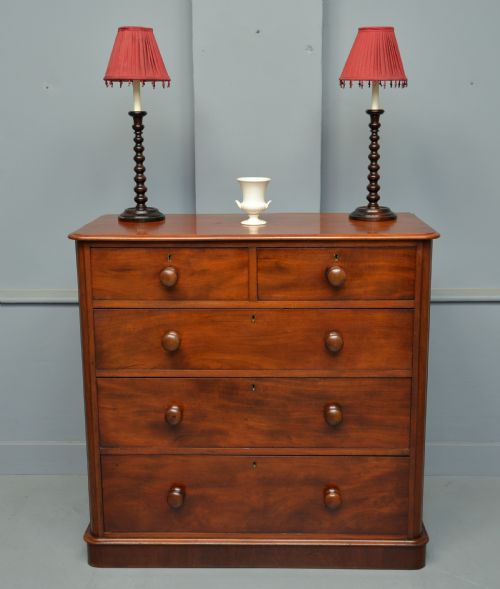 Victorian Medium Sized Mahogany Chest of Drawers