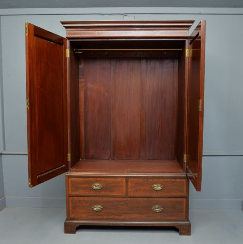 fig 4. Elegant Edwardian Inlaid Mahogany Wardrobe