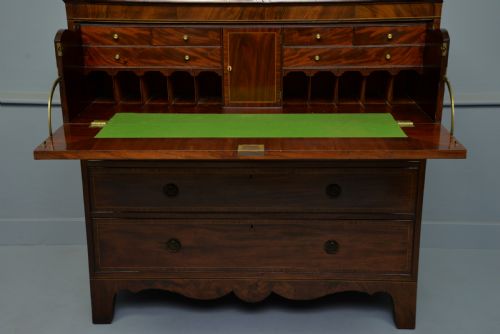 fig 4. Fine George III Mahogany Secretaire Chest