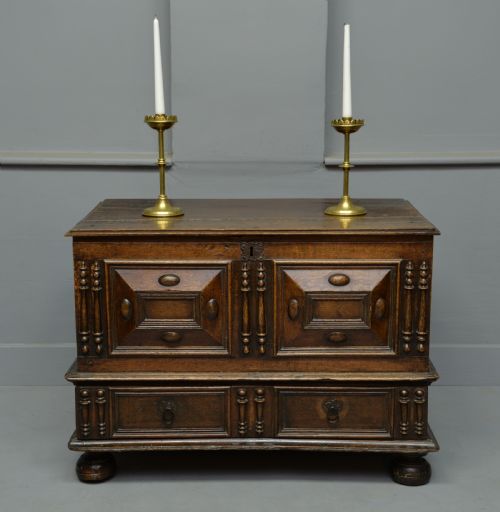 Charming 17th Century Small Oak Mule Chest