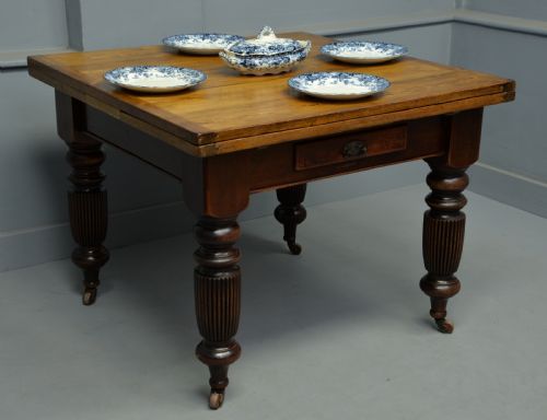 Victorian Mahogany & Pine Extending Dining Table Seats 8