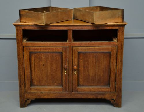 fig 3. Georgian Oak Sideboard Dresser