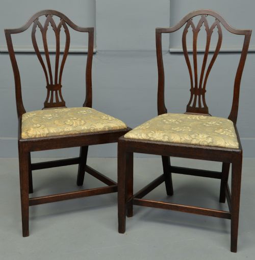 Pair of Georgian Hepplewhite Shield-back Mahogany Chairs