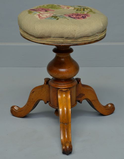Pretty Victorian Walnut Adjustable Piano Stool