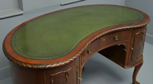 fig 3. Early 20th Century Mahogany Kidney Shaped Desk