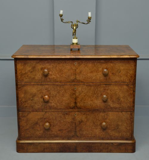 Handsome Victorian Burr Walnut Chest of Drawers